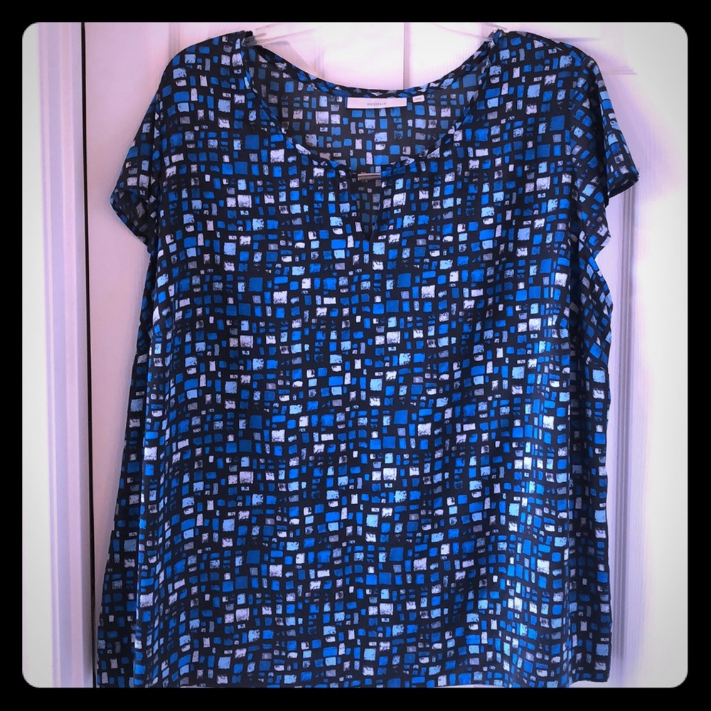 Plus size blouse